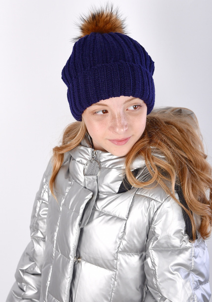 150 Вязаная шапка для девочки