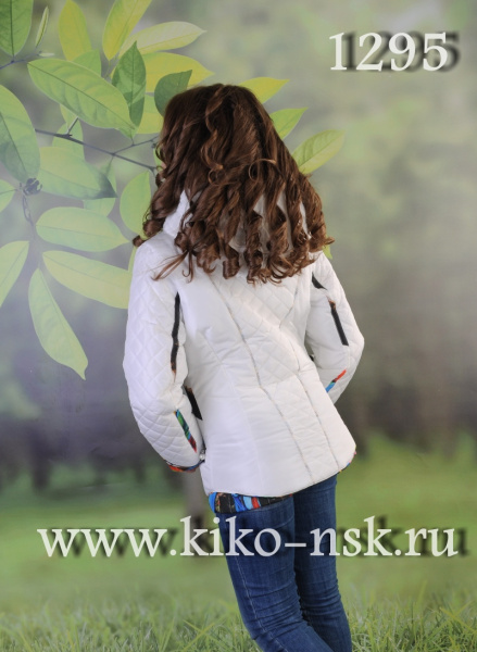 1295 Куртка для девочки на синтепоне